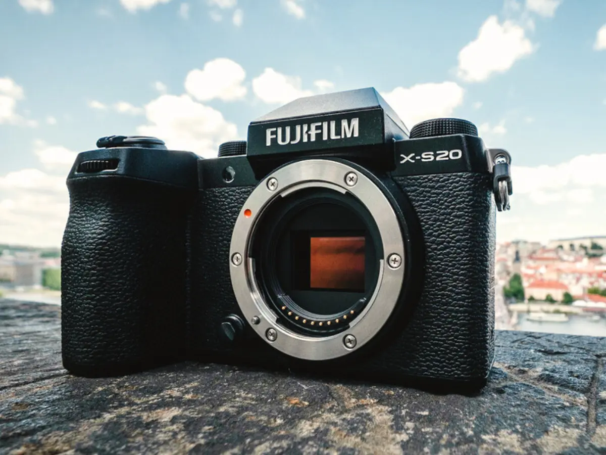 Fujifilm X-S20